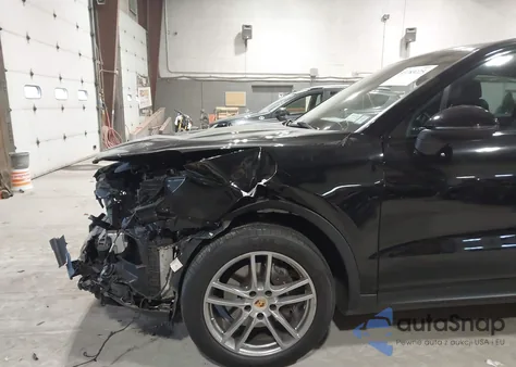 2020 Porsche Cayenne z USA, uszkodzony, nr VIN WP1AA2AY7LDA04432